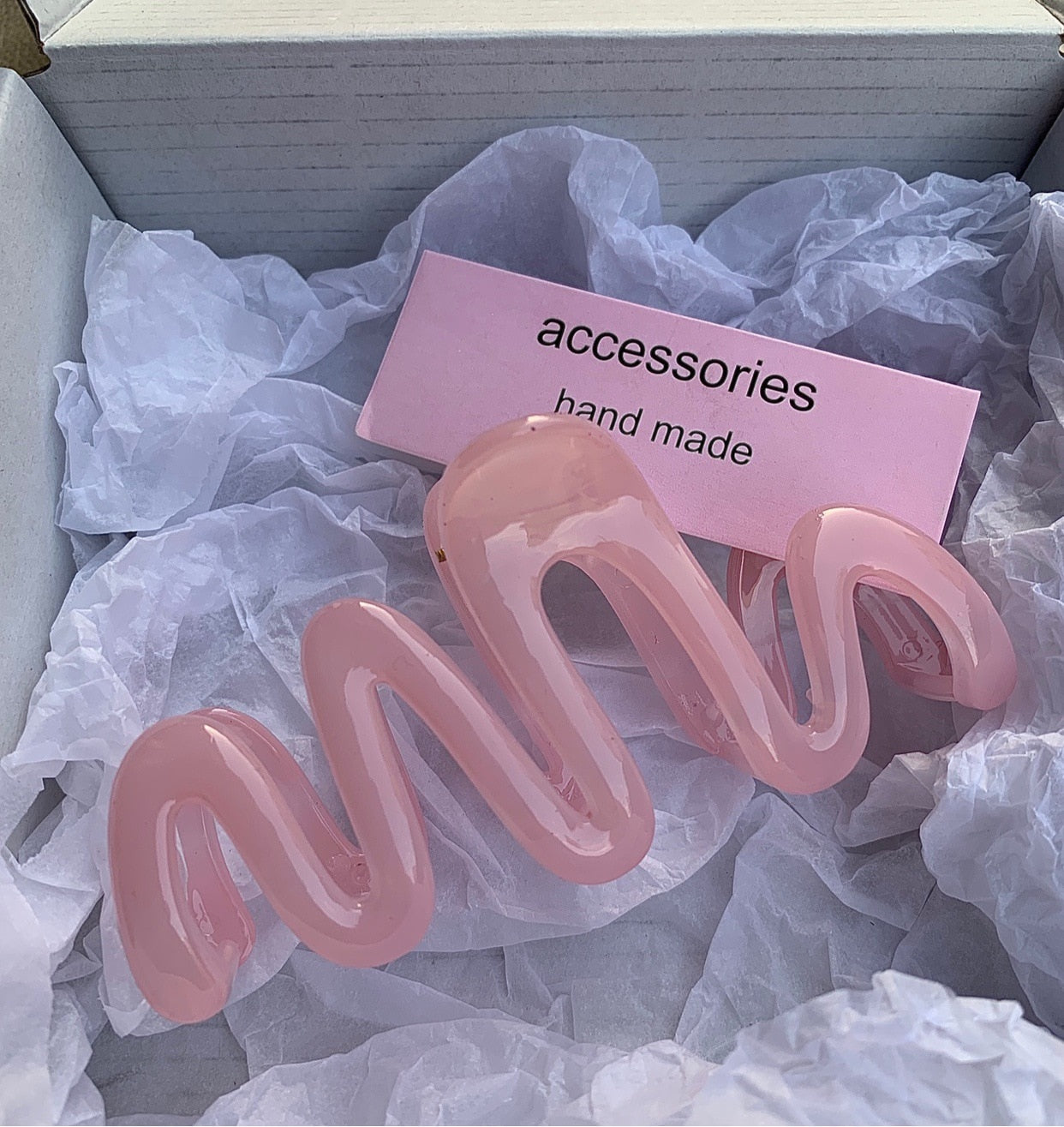 Jelly Wave Hair Claw