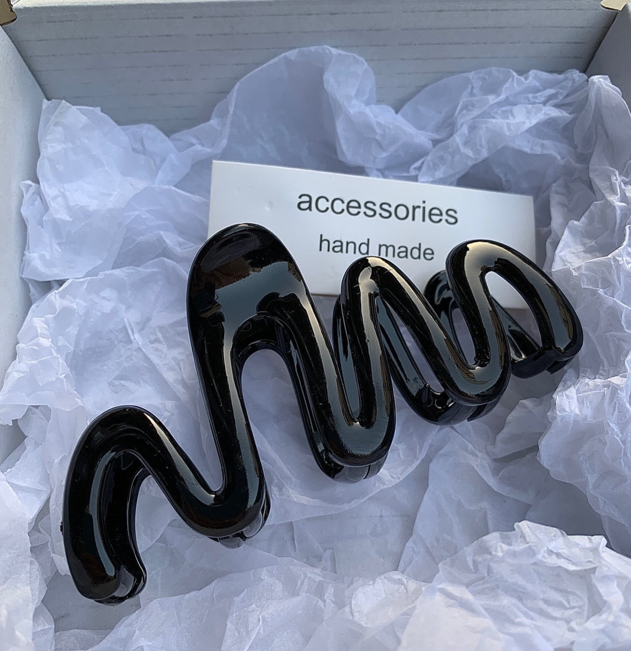 Jelly Wave Hair Claw